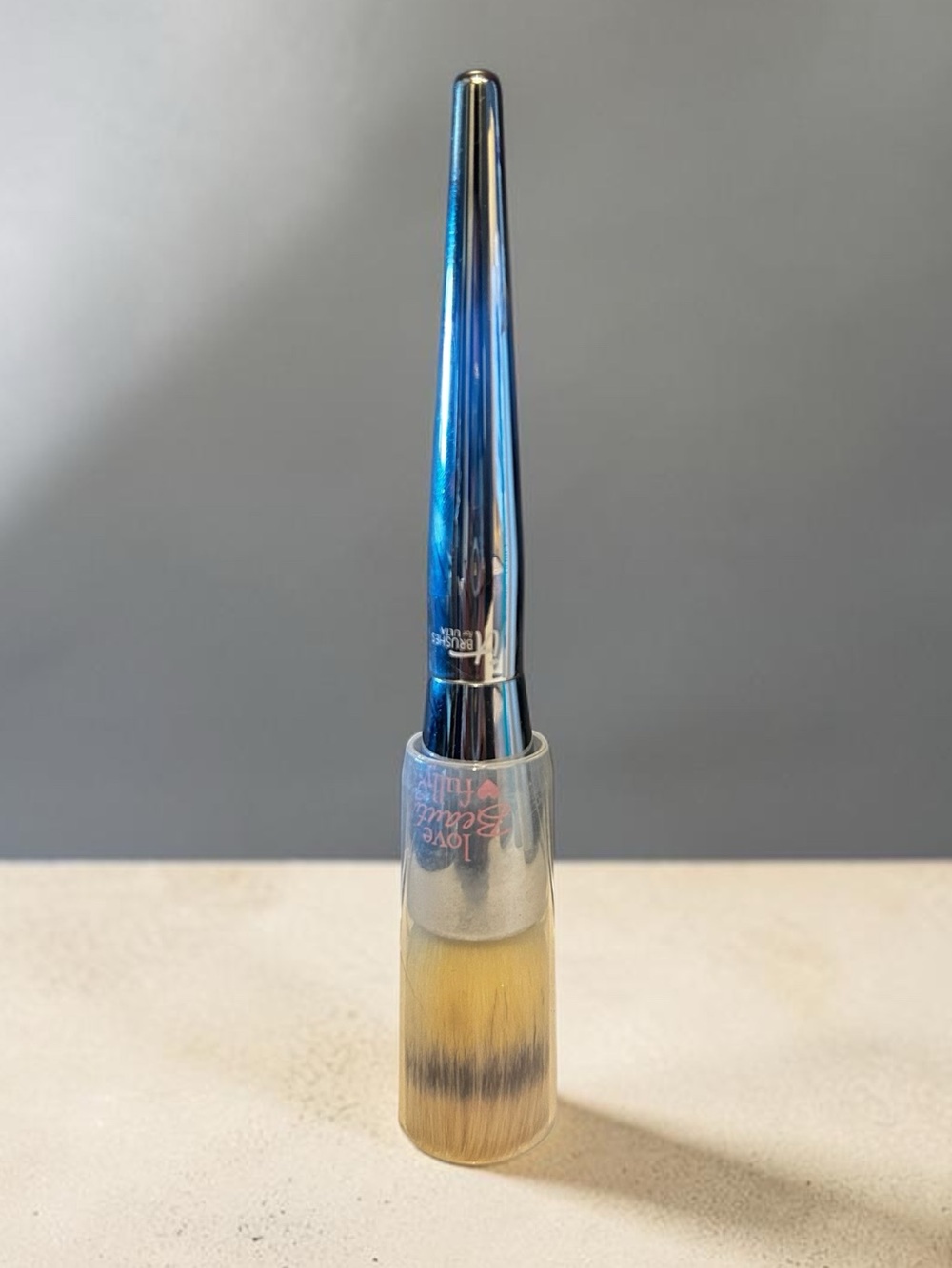 Love Beauty Fully Flawless Powder Brush #202